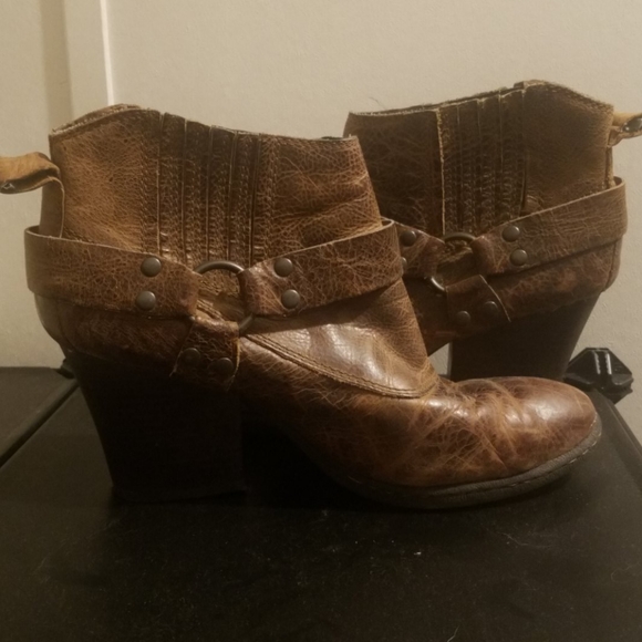 Booties - Picture 3 of 4